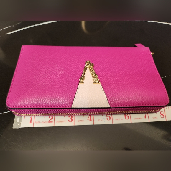 NEW VERSACE WOMAN WALLET - Picture 5 of 8